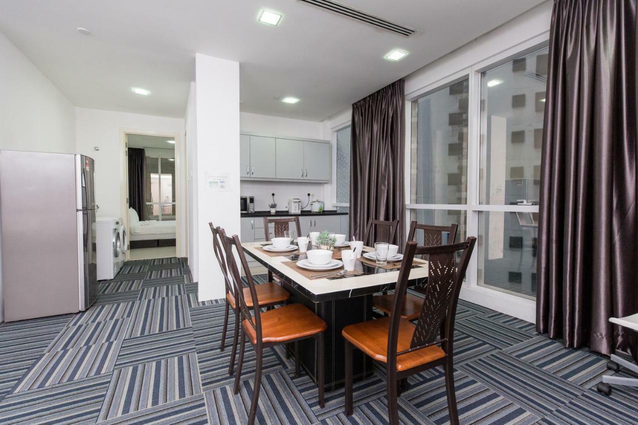 Binjai 8 Klcc By Psm Luxury Suites Kuala Lumpur Exterior foto